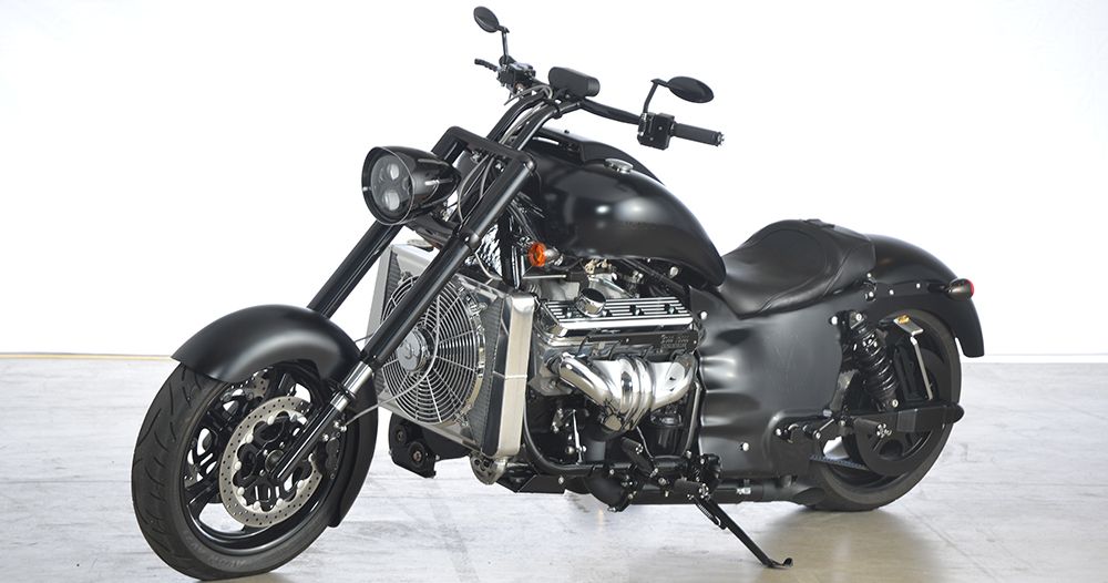 Boss Hoss Sport Cycle Is A V8 Powered Highway Cruiser