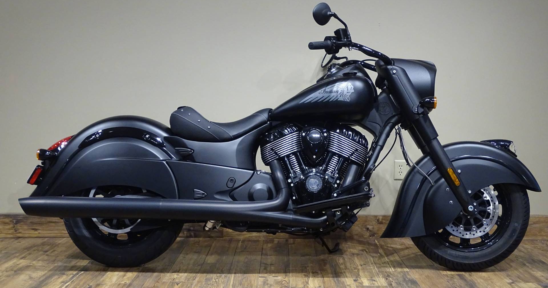 Blacked Out Indian Chief Dark Horse Perfectly Suited To My Tastes