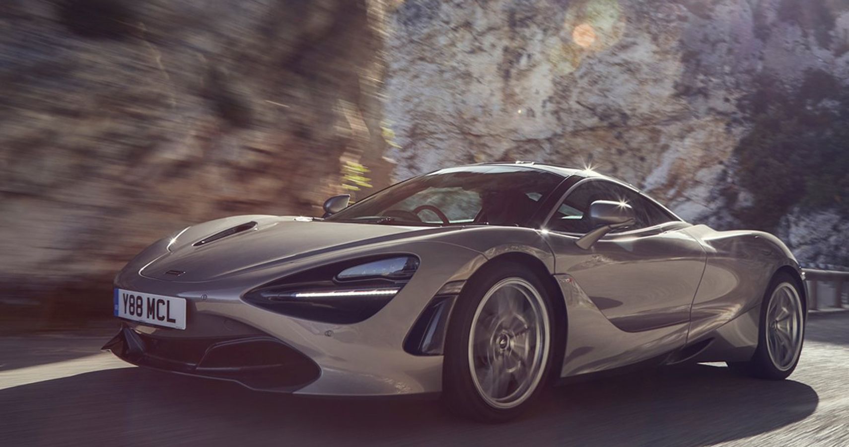 QuarterMile Race Pits Shelby GT500 Against McLaren 720S