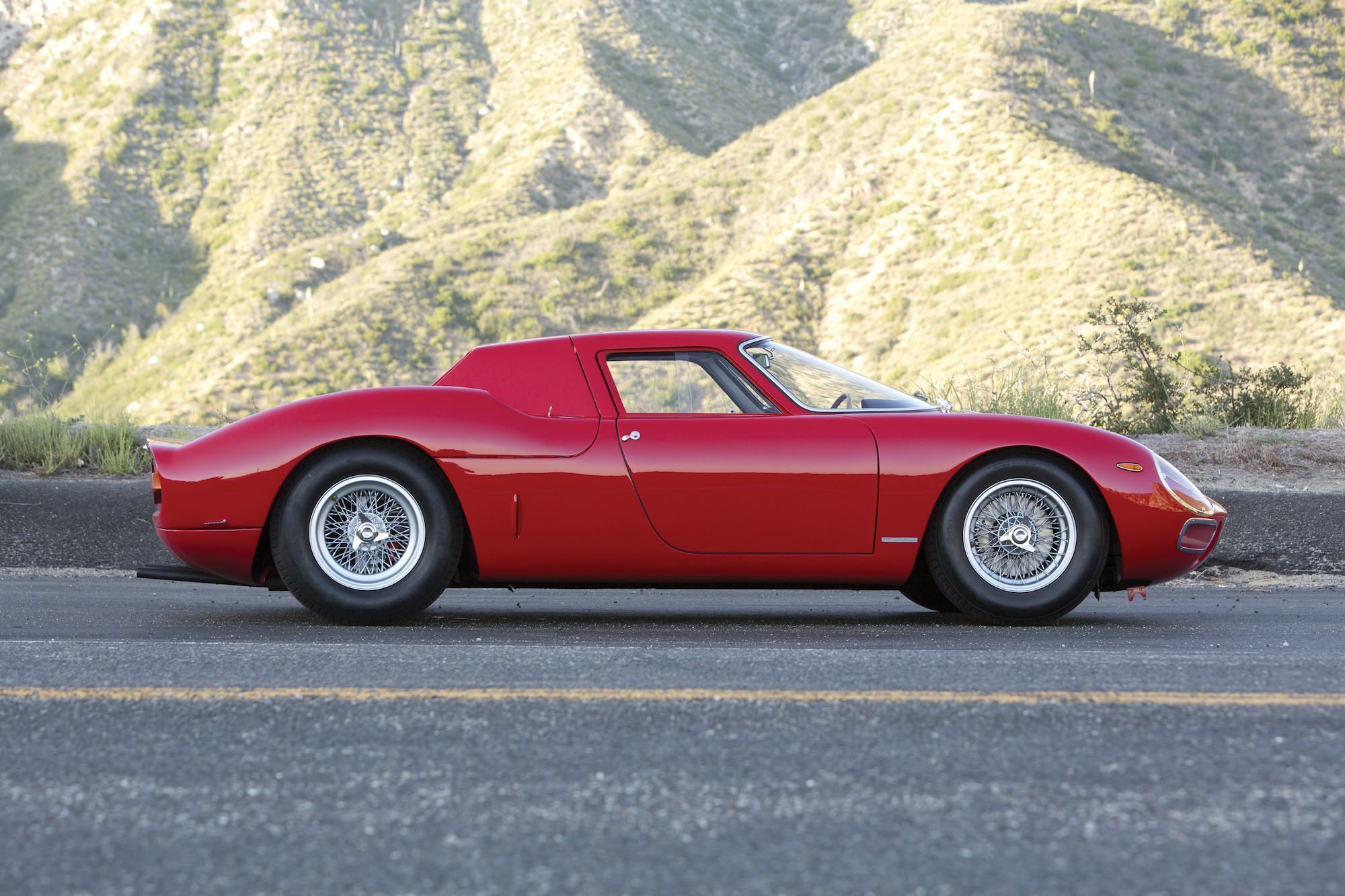 1964-Ferrari-250-LM-by-Scaglietti