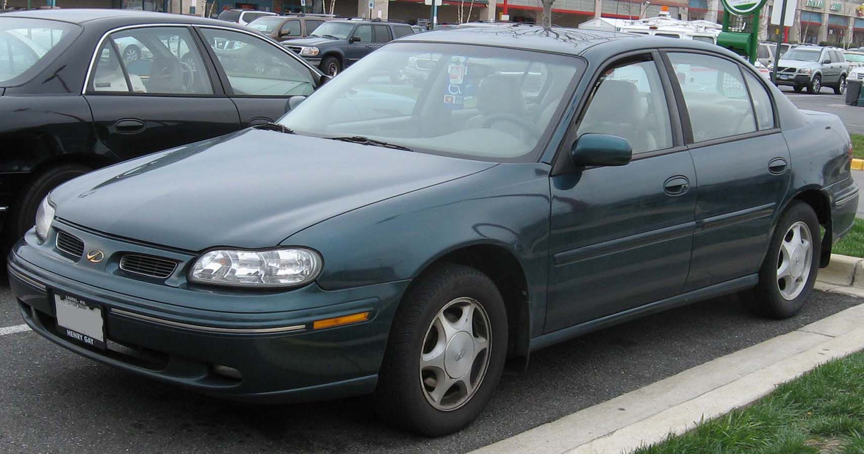 1997-1999 Oldsmobile Cutlass: A Mid-Sized End To A Big Legacy