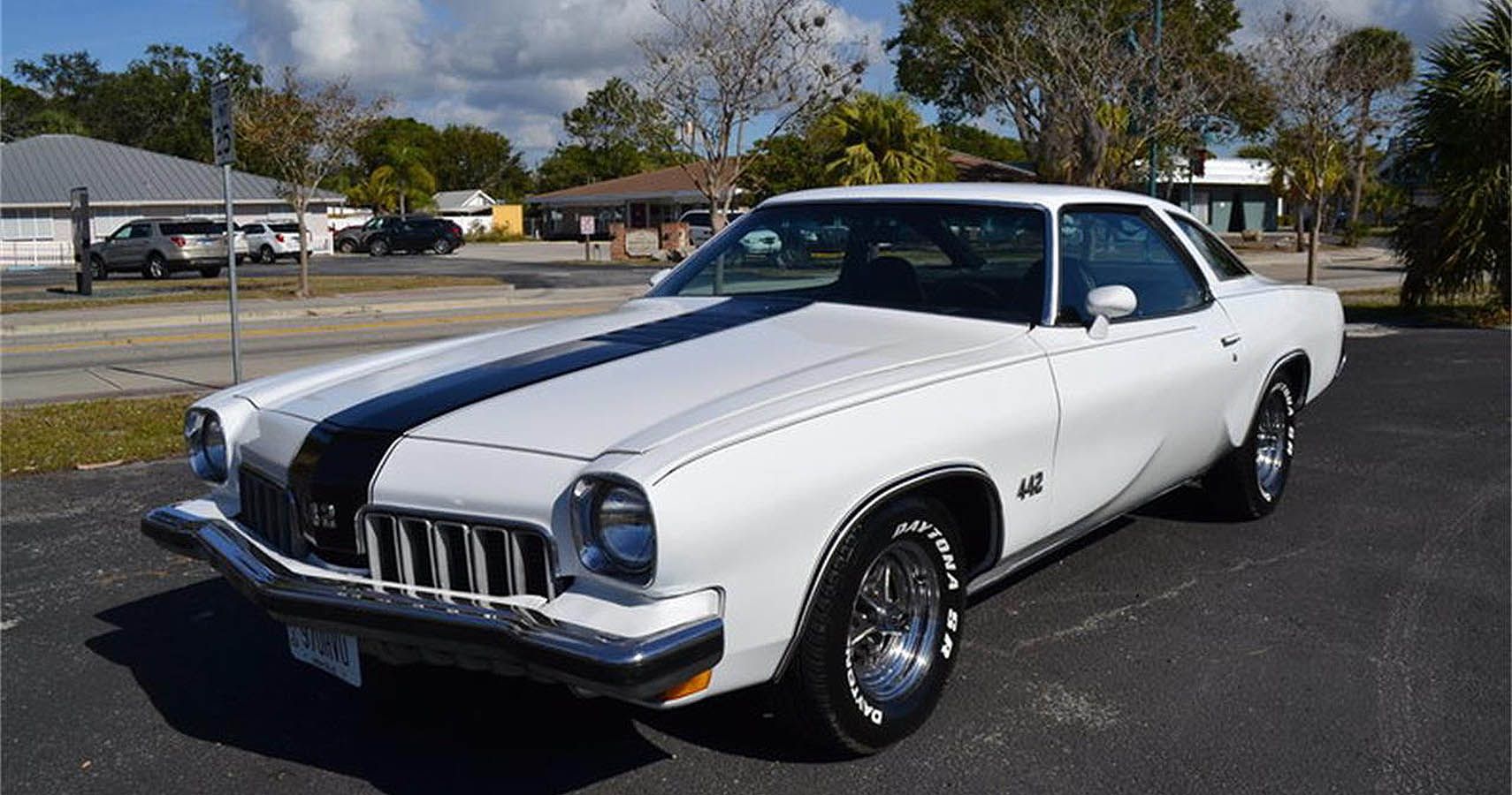 1979-1980 Oldsmobile 442: Reduced To A Powerless Trim
