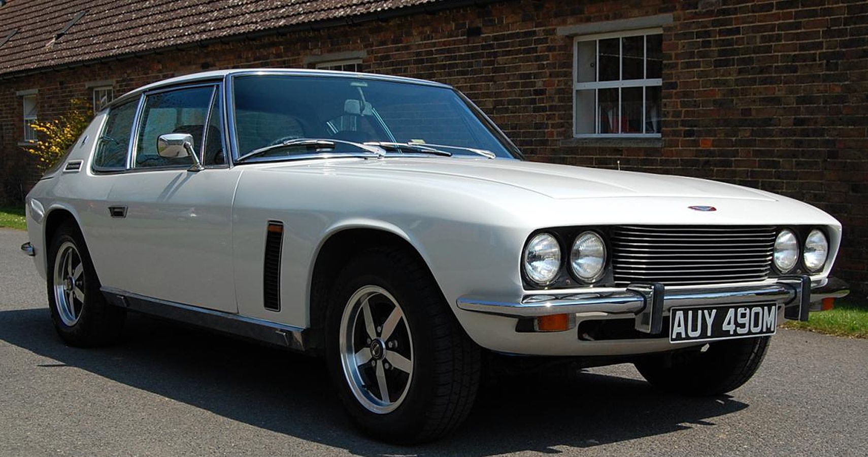 We Badly Want: The Jensen Interceptor From UK