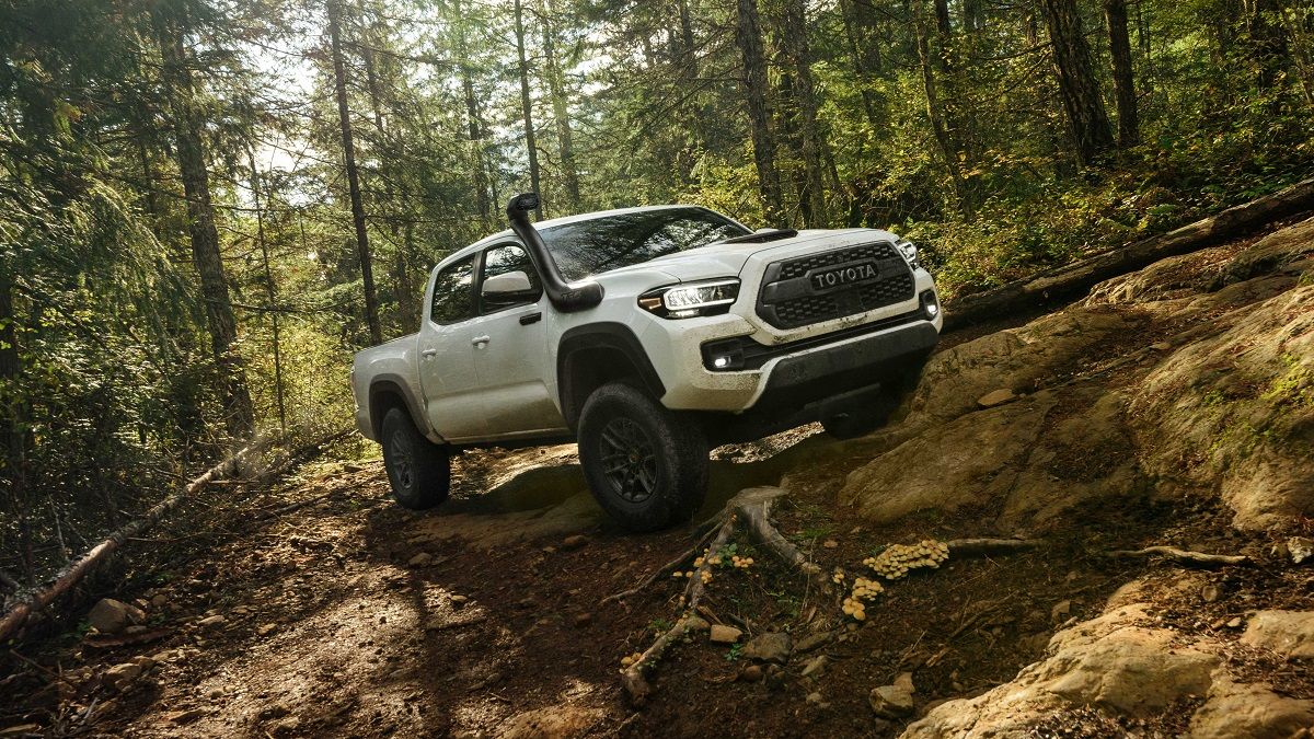 15 Photos That Show You Should Buy Toyota Tacoma Over Any Other Pickup Now