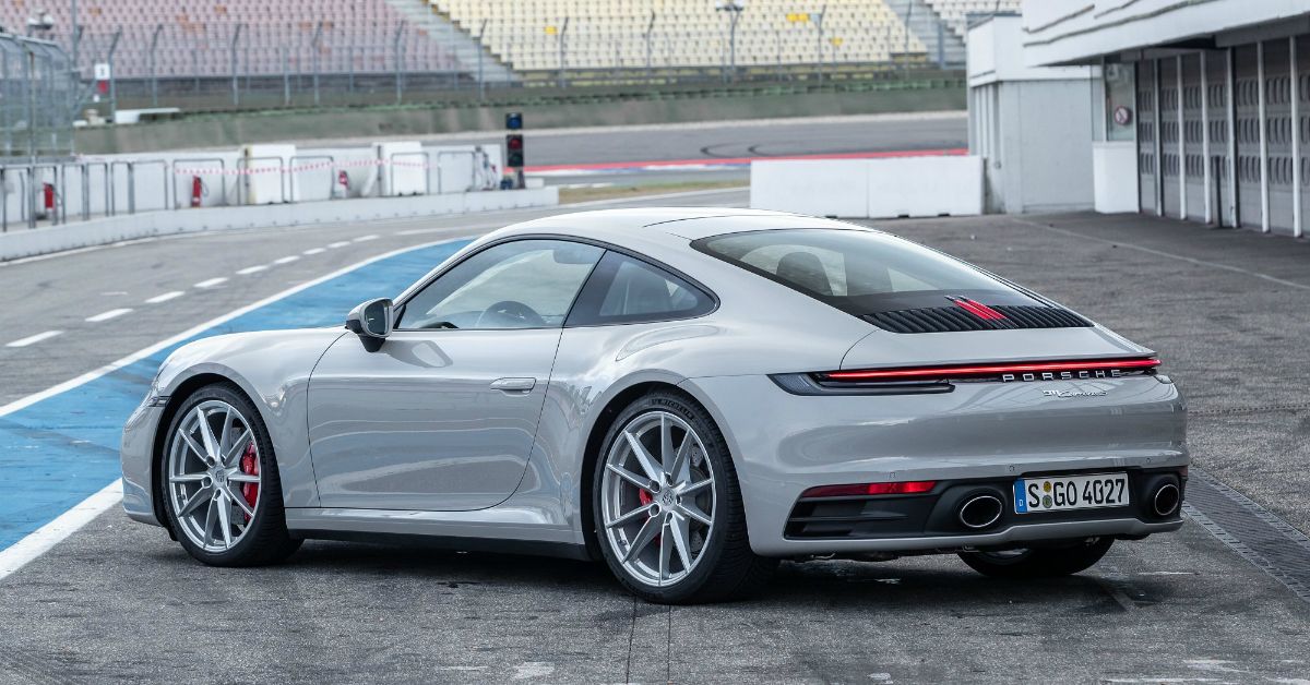 Порше 911 carrera 2020