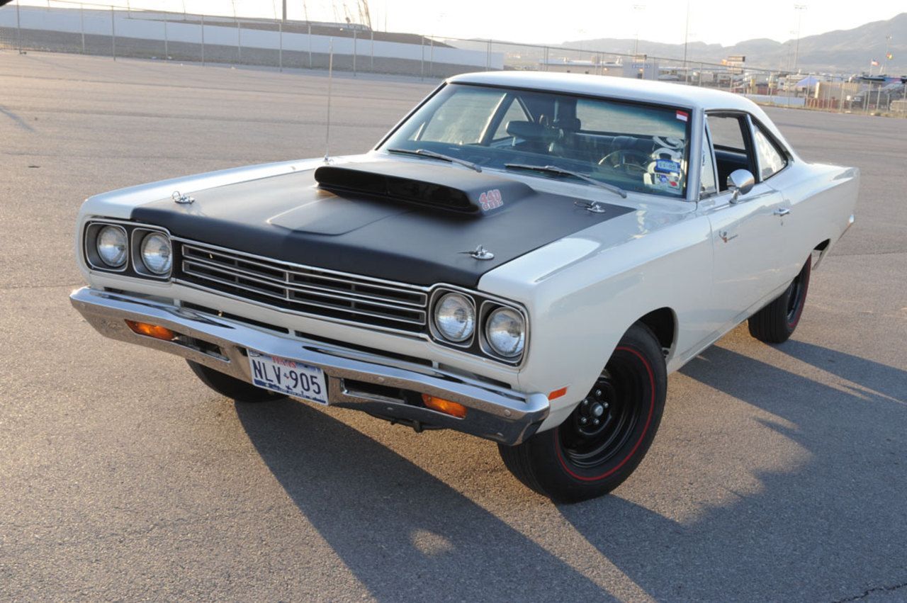 white Plymouth Road Runner with A12 package
