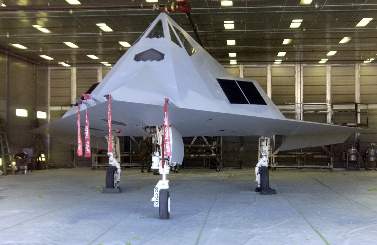 15 Things You Didn’t Know About The F-117 Nighthawk