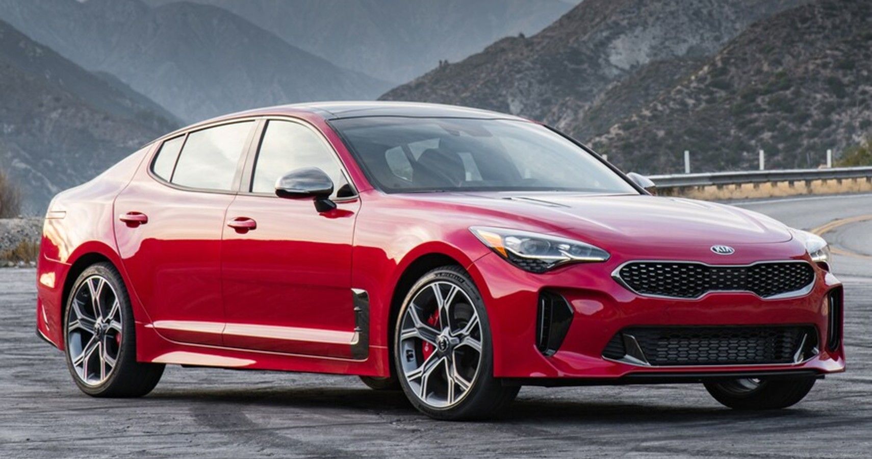 The Kia Stinger GT Is the The Biggest Sports Sedan Bargain Today