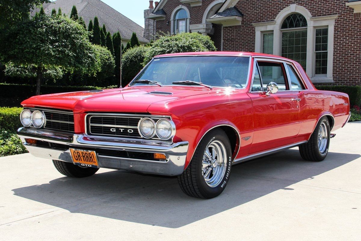 Legendary Cars Of The '60s That Aren't As Good As We Remember