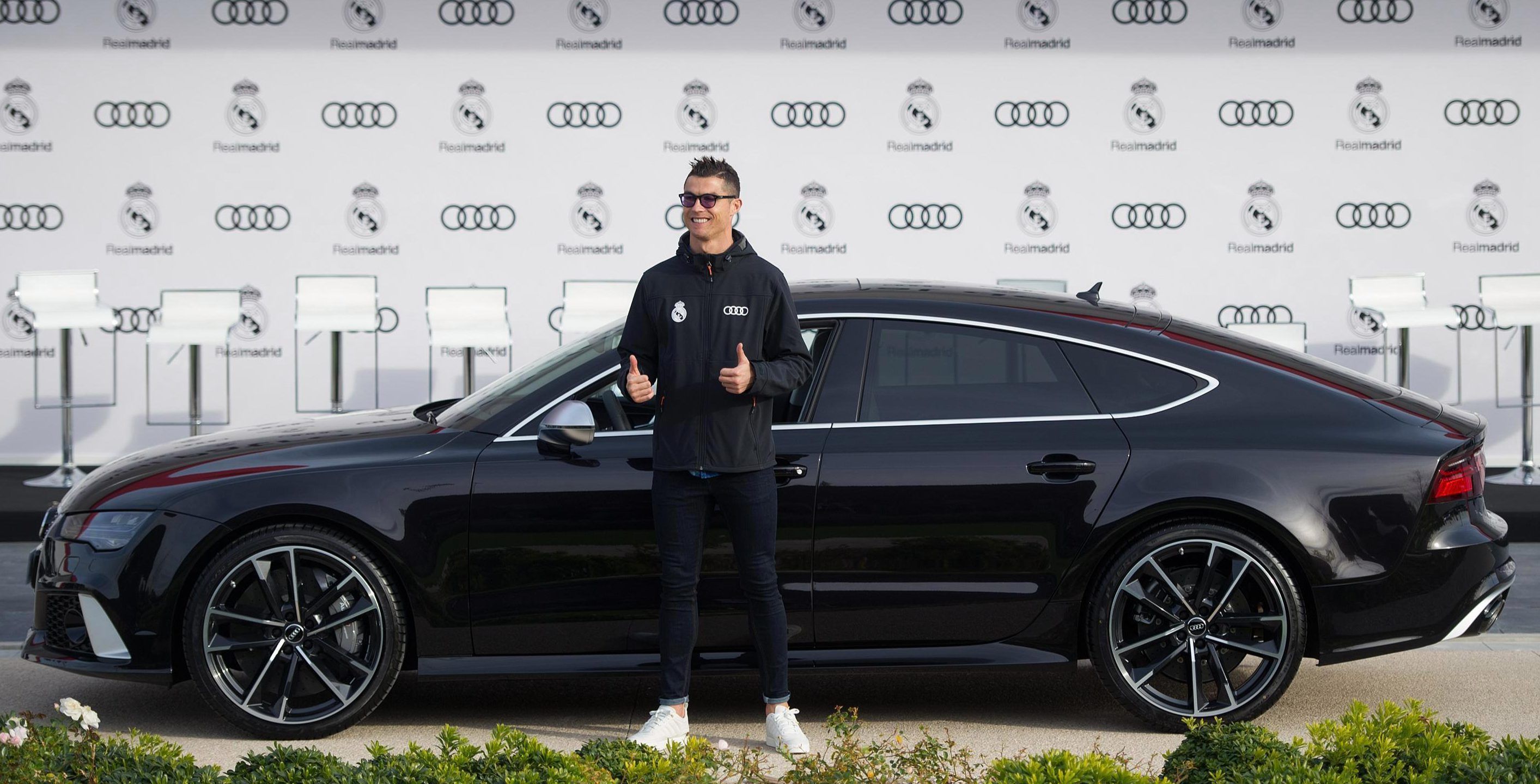 Cristiano-Ronaldo-Audi-RS7