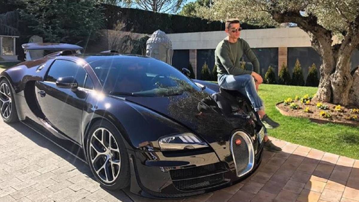 Cristiano-Ronaldo-Bugatti-Veyron