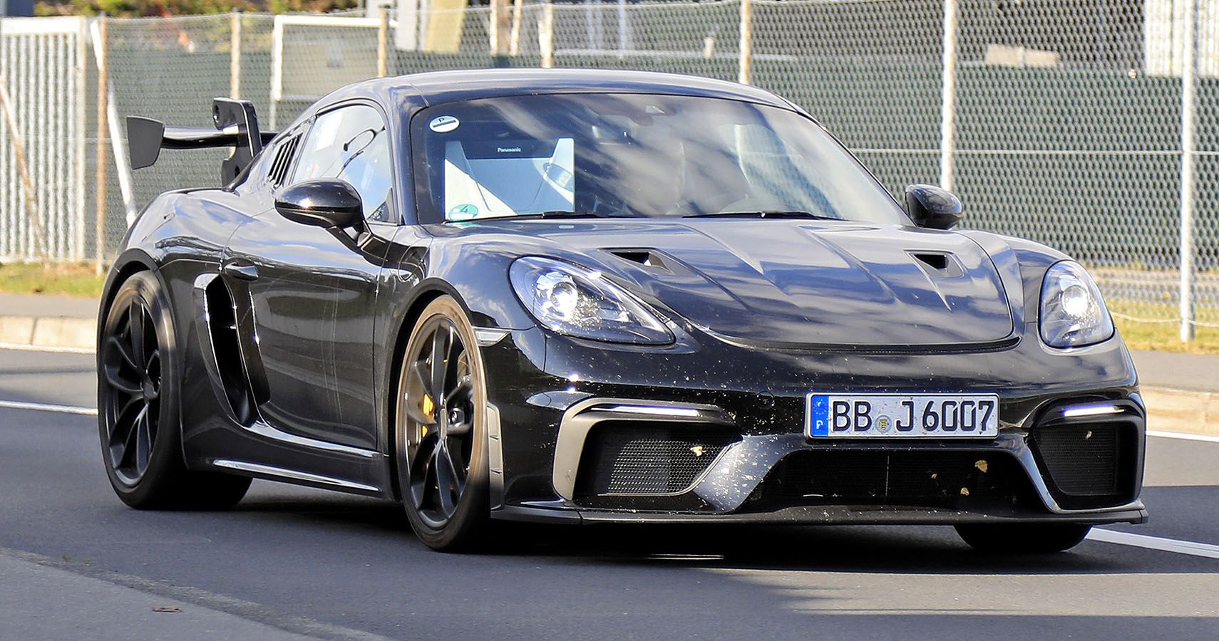 Porsche Cayman Gt4 Rs Rumored To Pack 500 Horsepower