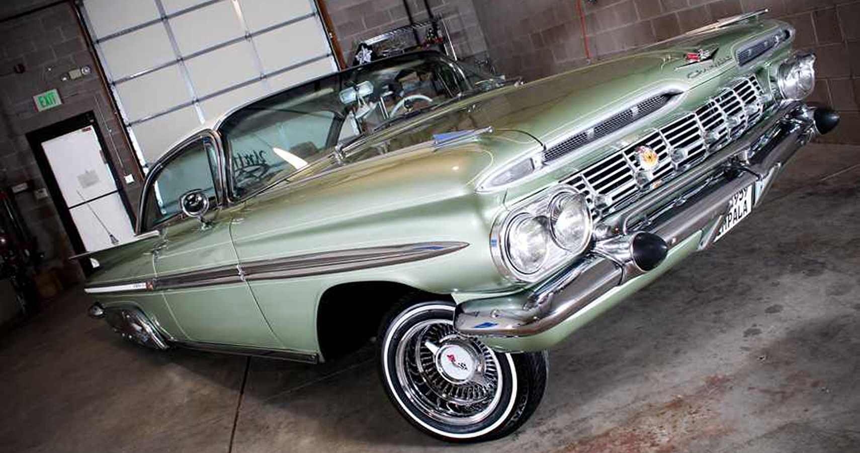 1959 Chevrolet Impala Turns Others Envious Green