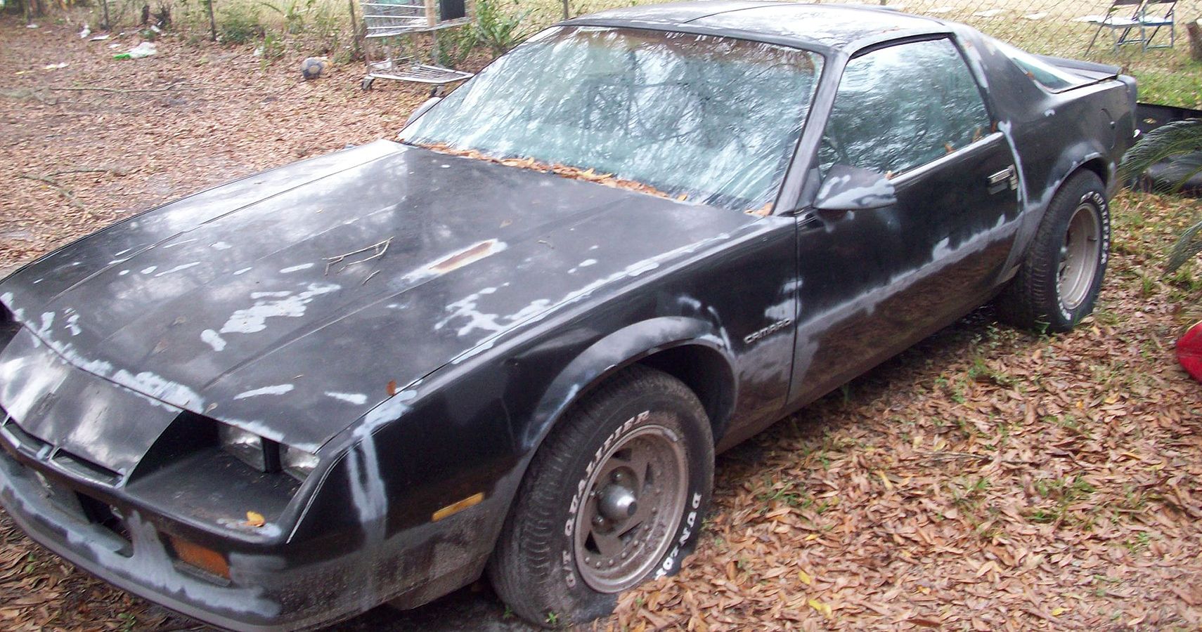 15 Images Of Abandoned Camaros That Made Us Teary