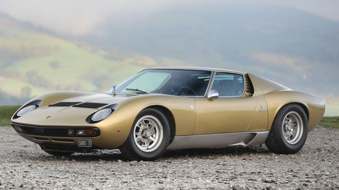 1971-Lamborghini-Miura