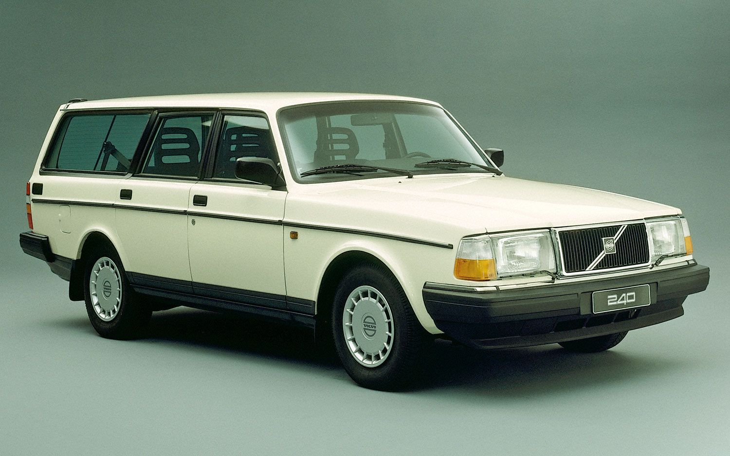 1974–1993 Volvo 240