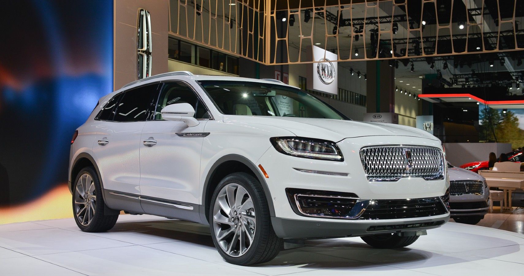 Lincoln Cancels Rivian Based Electric SUV