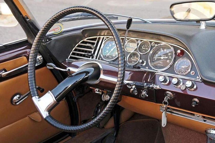 citroen DS dashboard and steering wheel