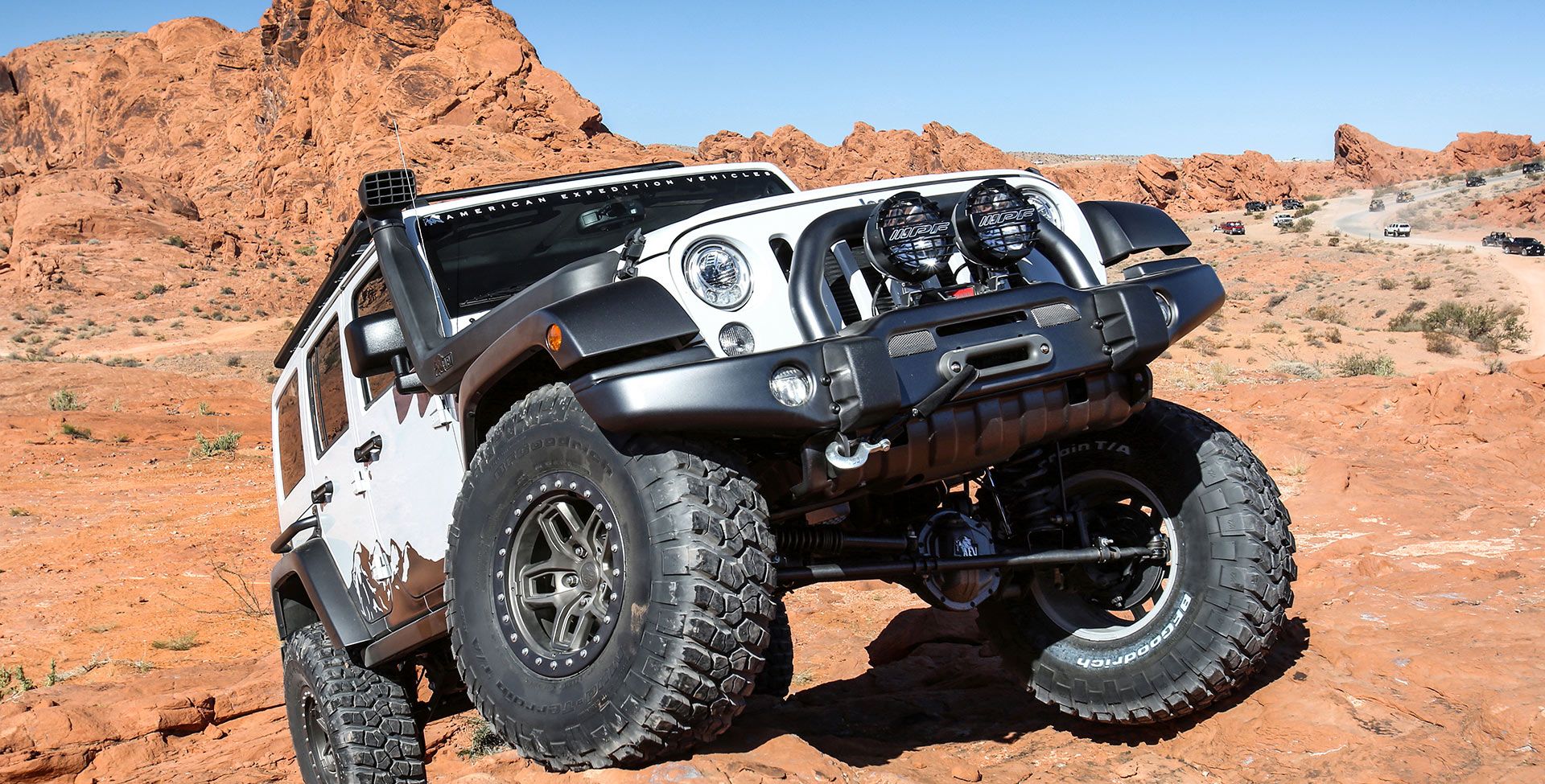 15 Mighty 4x4 SUVs That Can Climb A Mountain