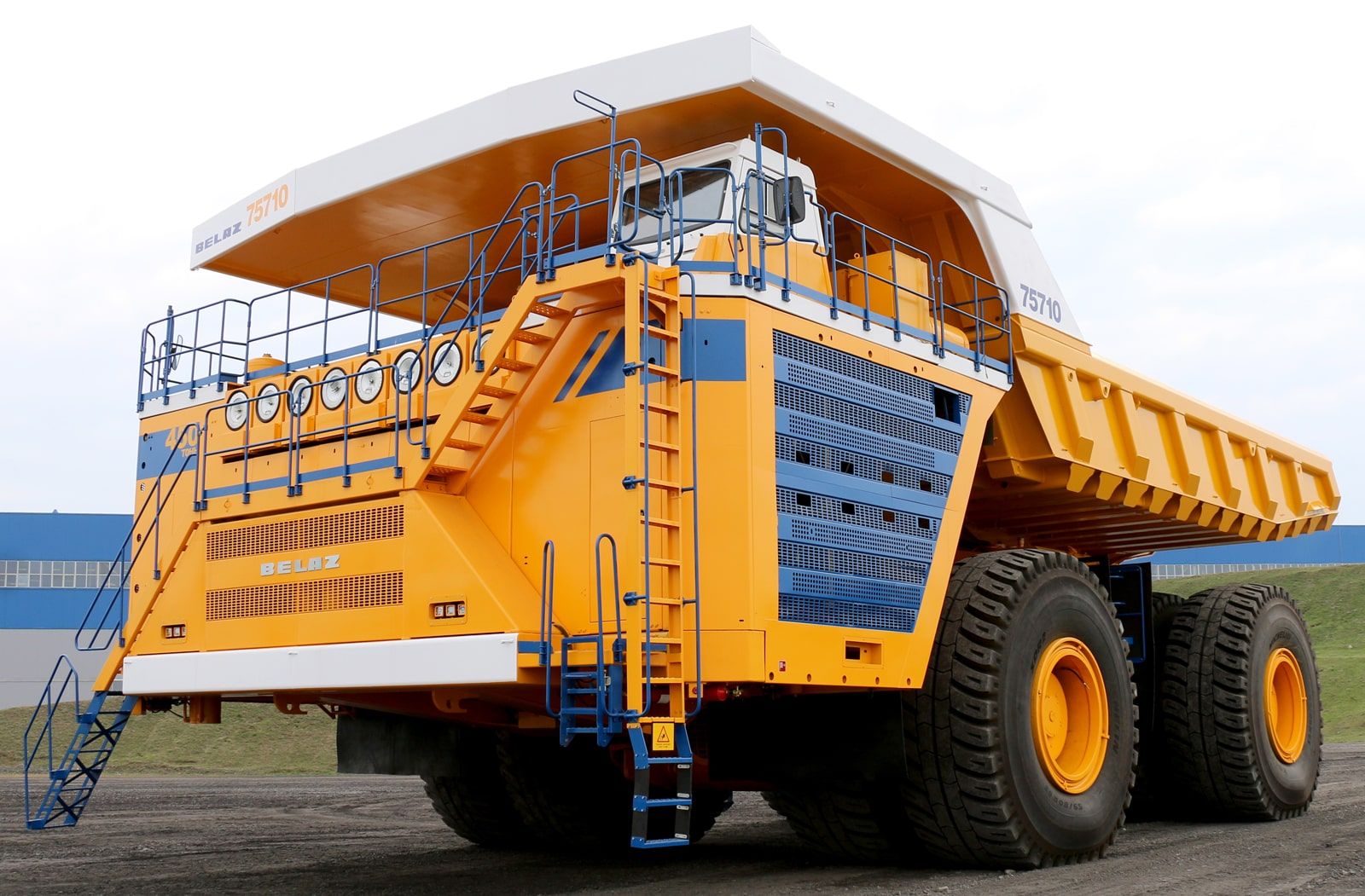 15 Things We Just Learned About BelAZ 75710, The World's Biggest Truck