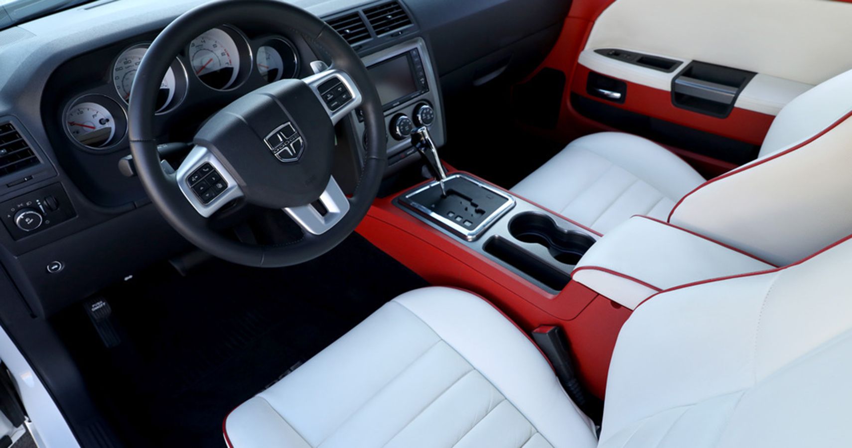 Custom 2013 Dodge Challenger Daytona interior