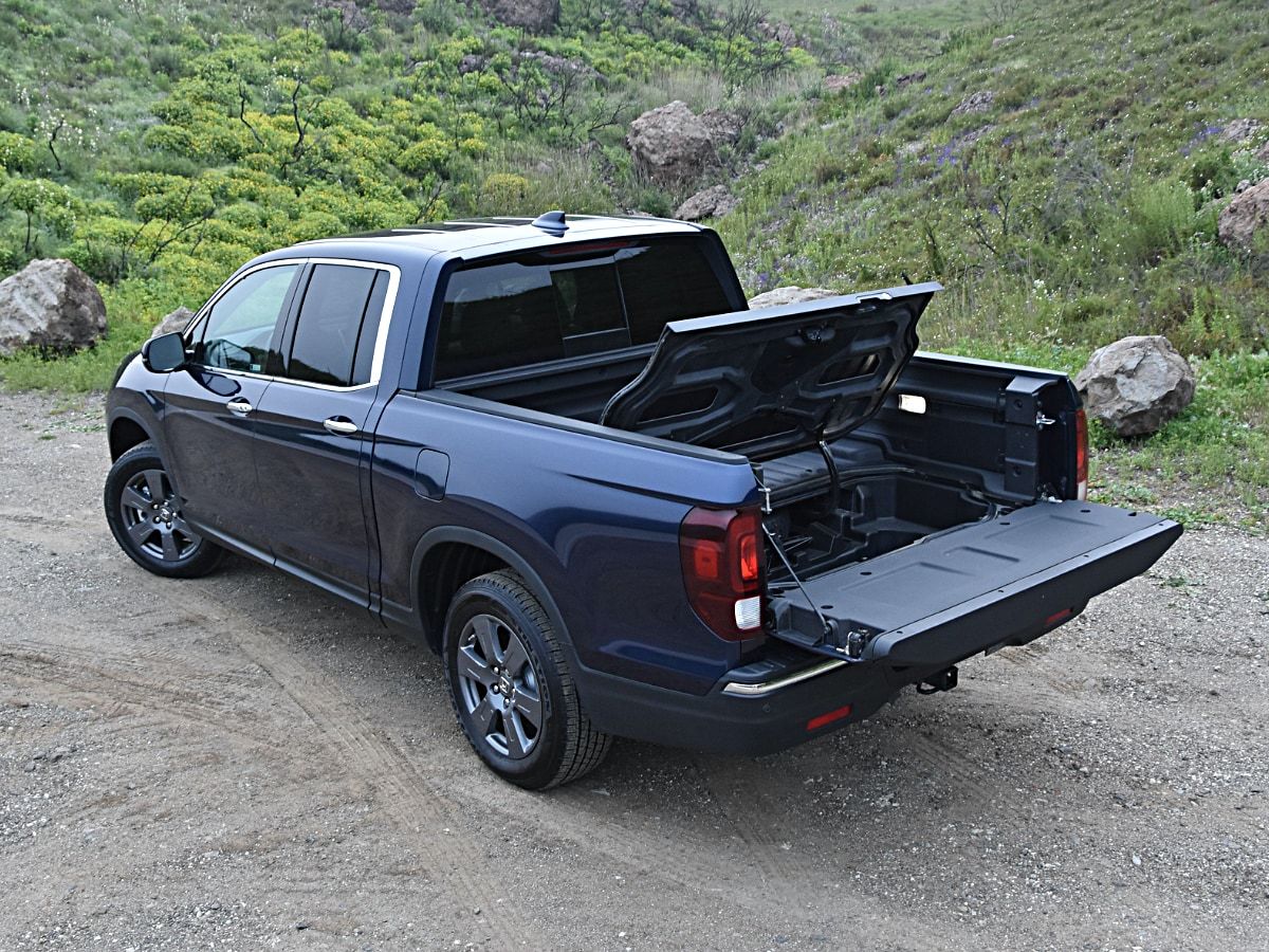 The Honda Ridgeline Is An Underrated Pickup Truck... Here's Why