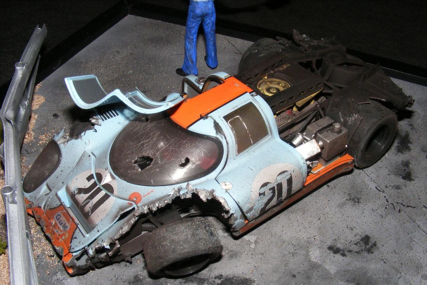 porsche 917 crashed