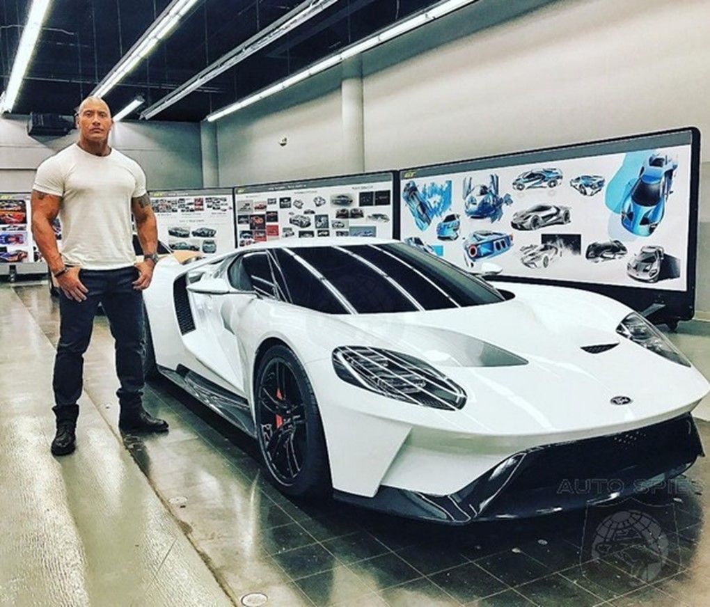 The Rock's 2017 Ford GT white