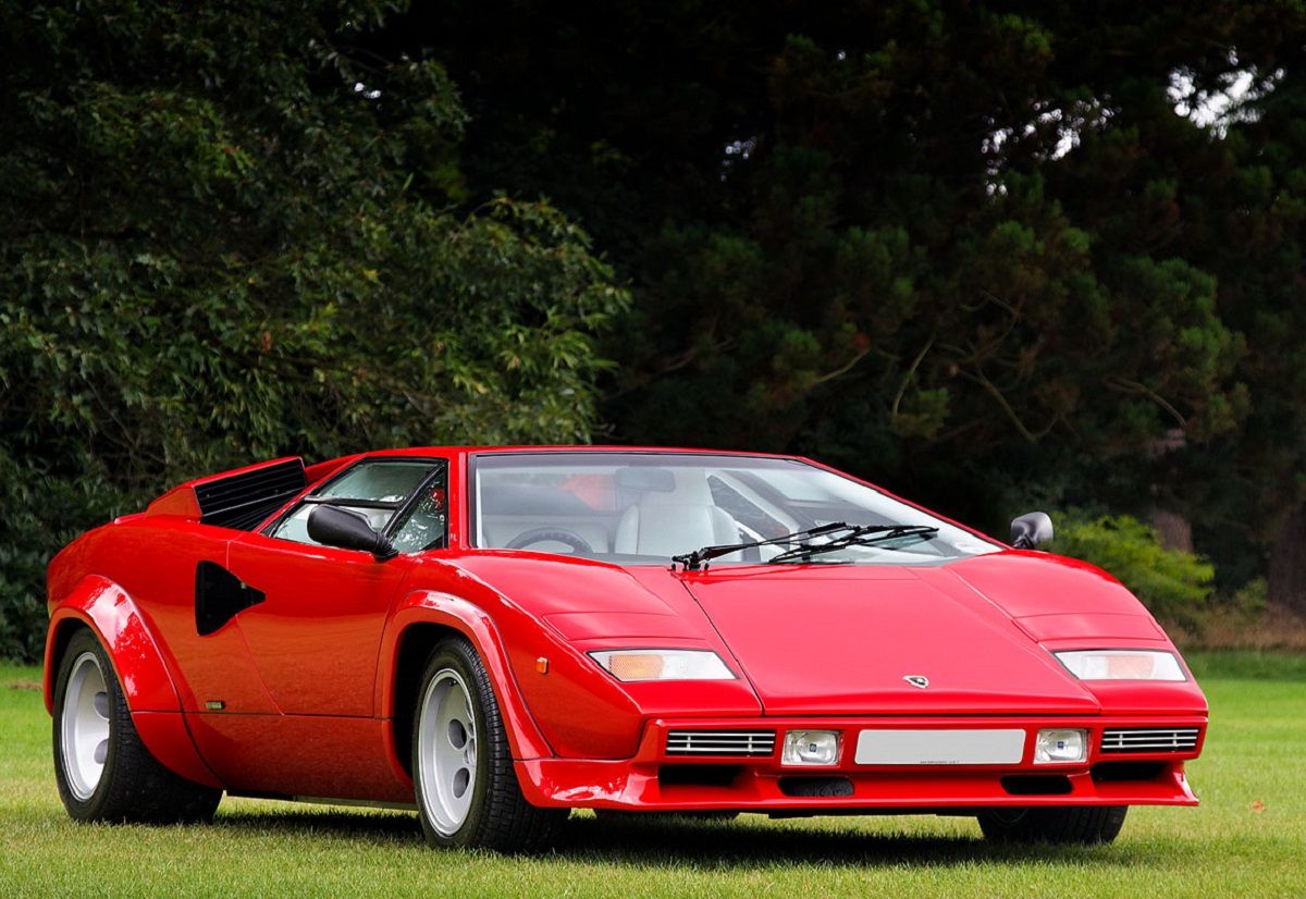 Driving the Greats: The Lamborghini Countach is terrifying and thrilling  all at once