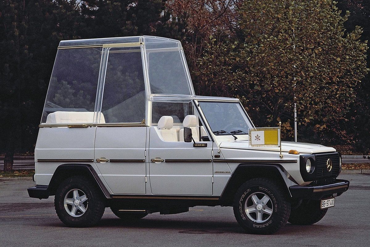 1980 mercedes-benz g-class popemobile