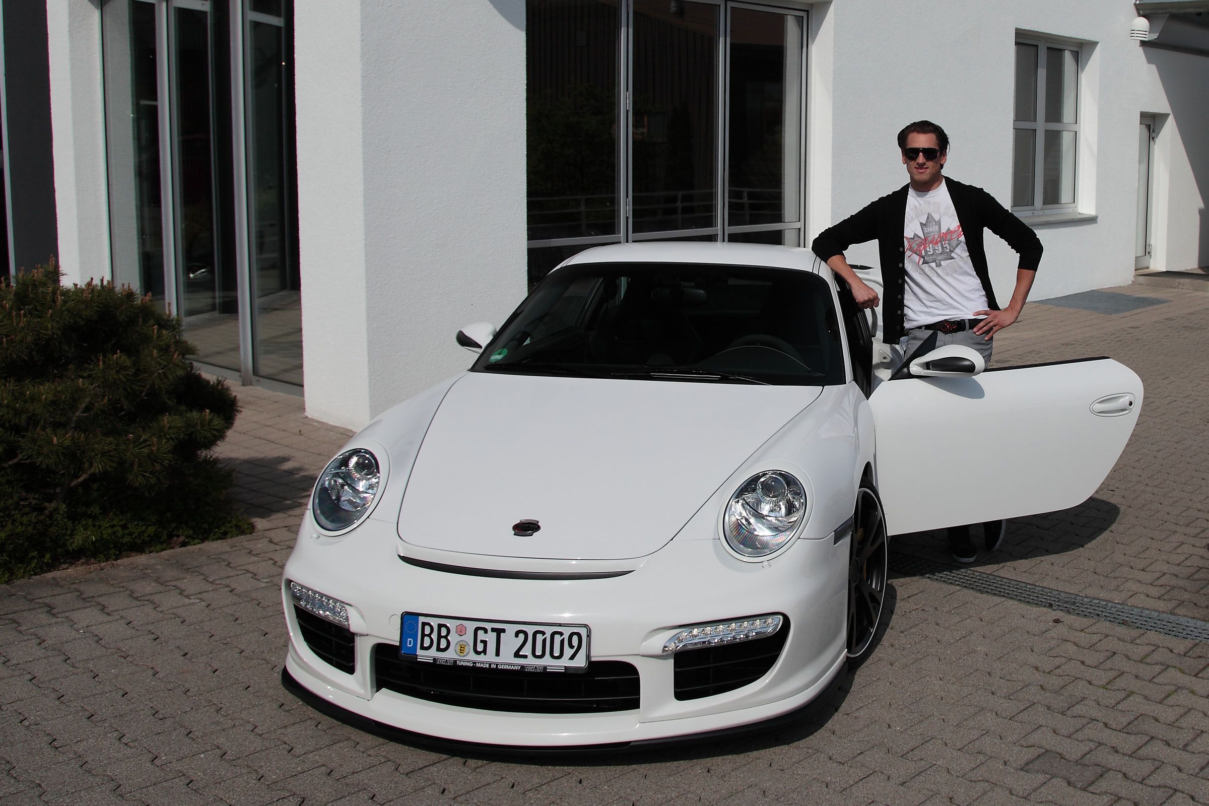 Adrian Sutil - Techart Modifications To His Porsche