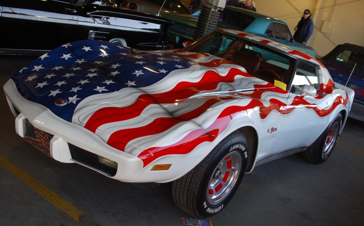 So proudly we hail this well-painted Vette