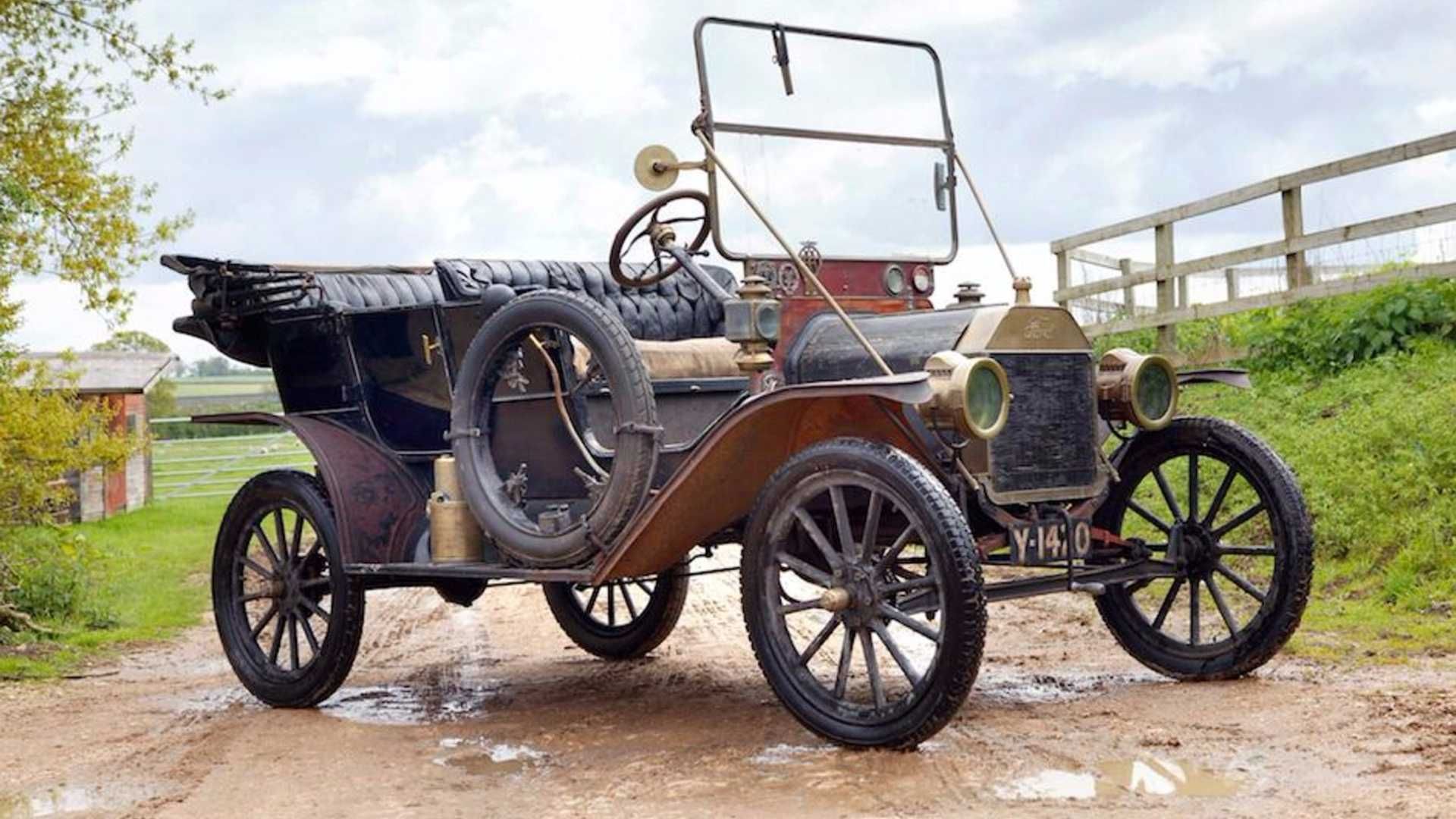 Ford Model T Runabout- It Was Manufactured In 15 Various Body Styles
