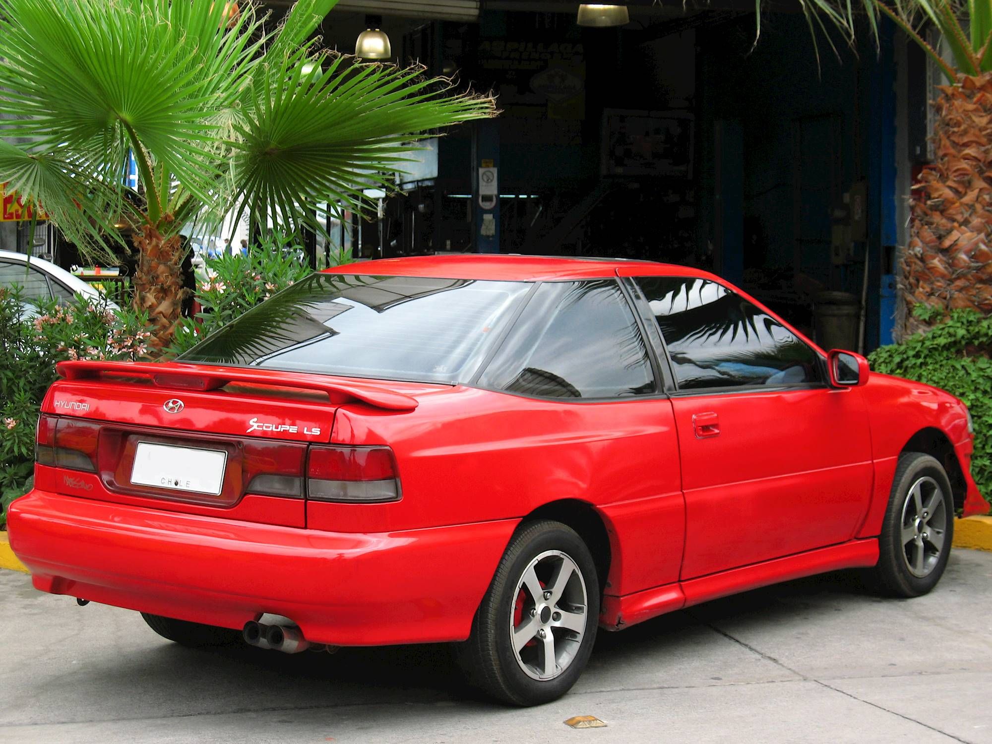 Red Scoupe Back view