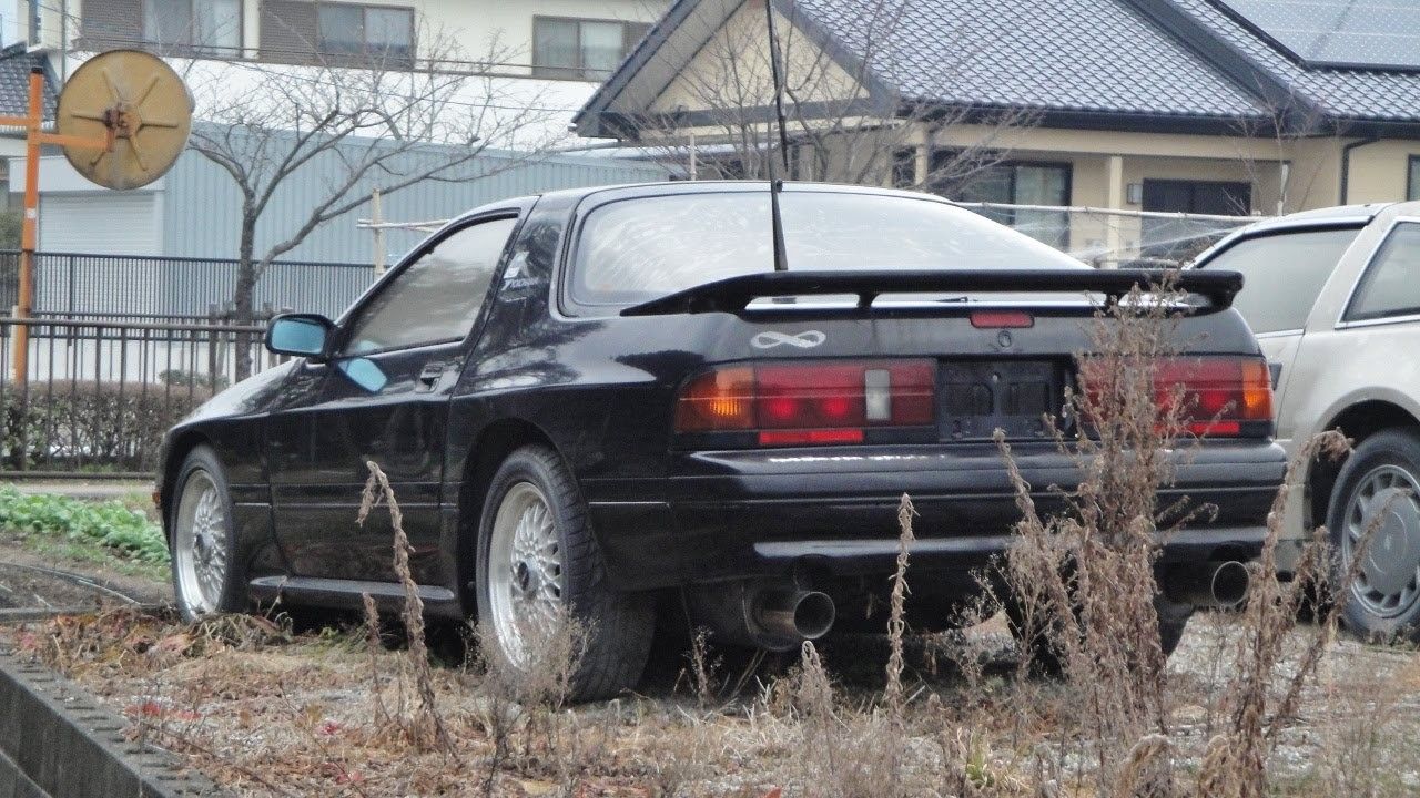 Mazda RX-7 FC Infini