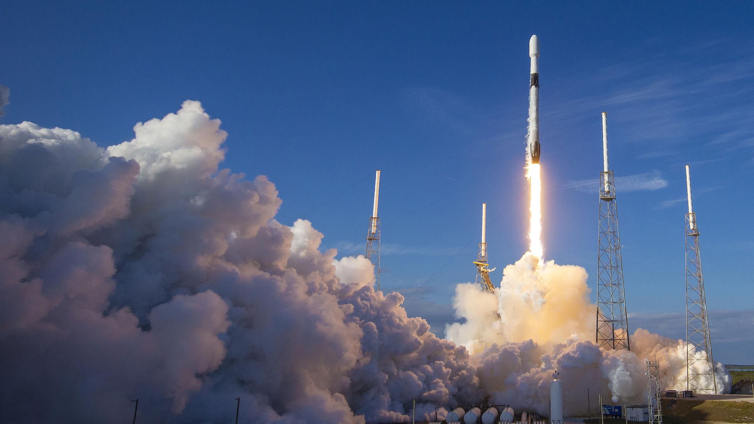 A Space X rocket takes off