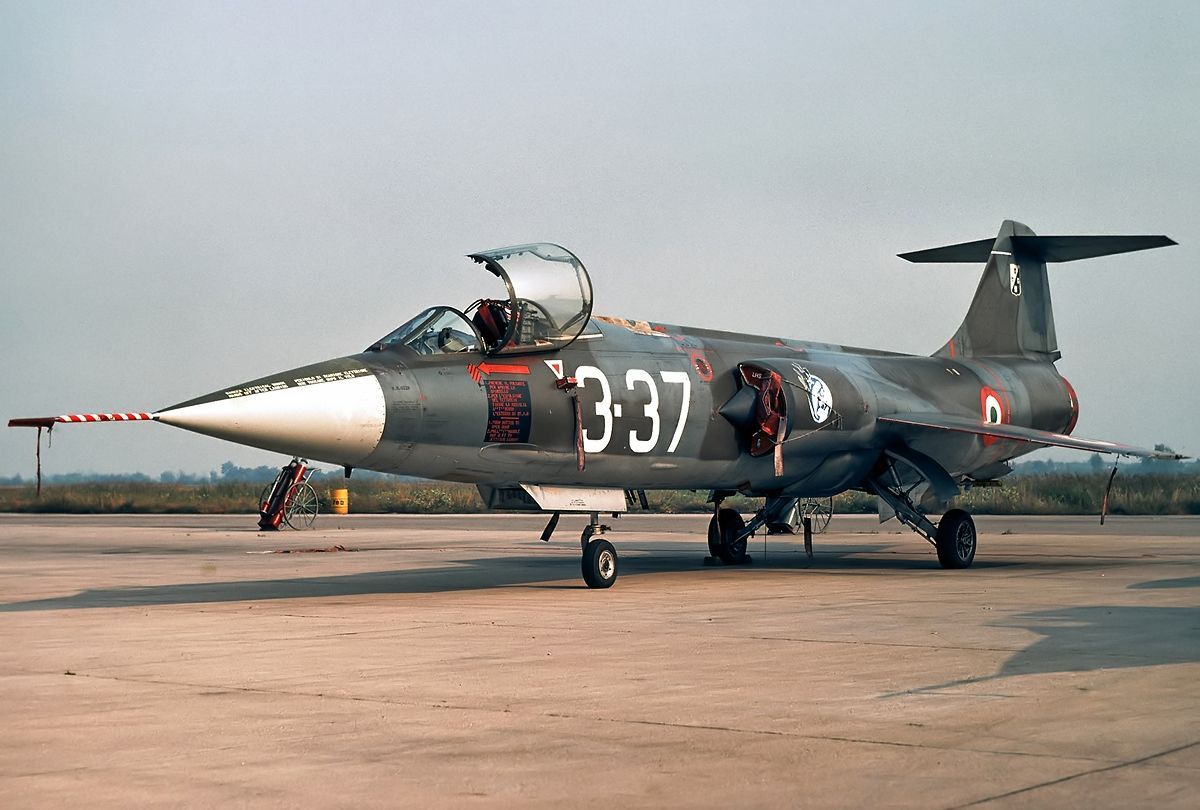 An image of the F104 starfighter jet