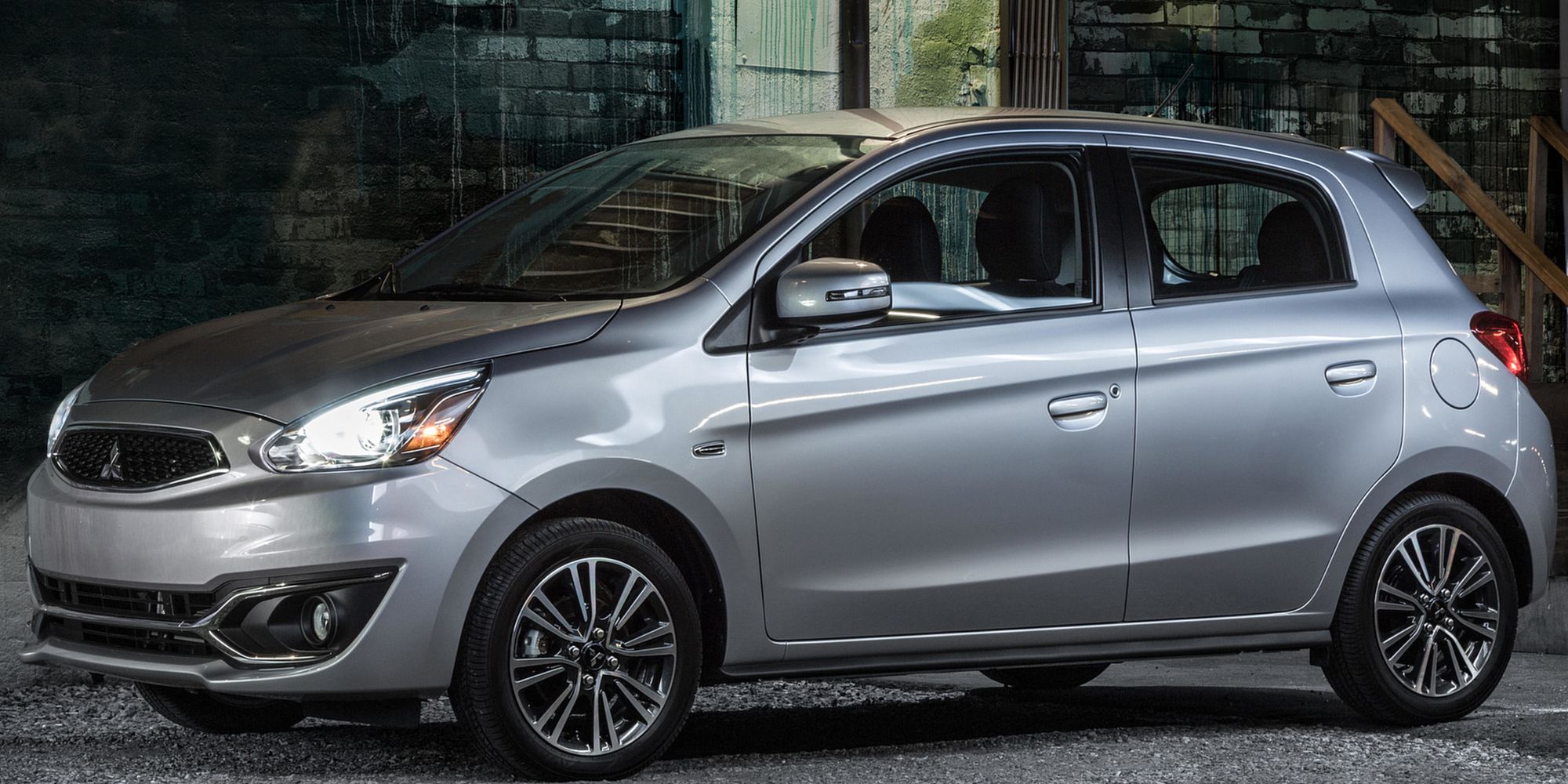 10 Glaring Problems With Mitsubishi Everyone Ignores