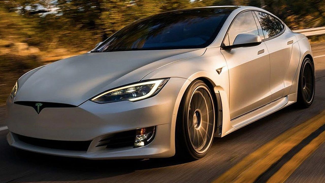 2020 Tesla Model S Performance - Front Quarter