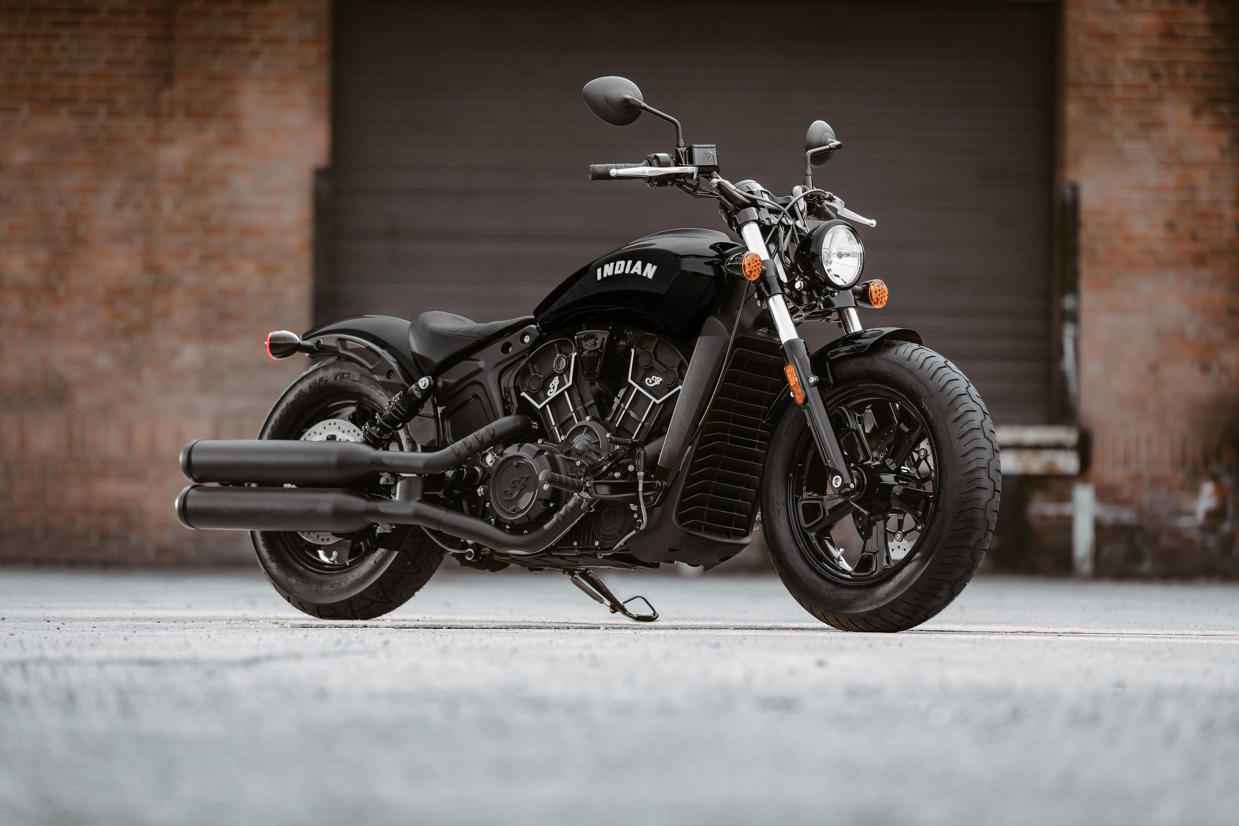 Indian Scout Sixty black