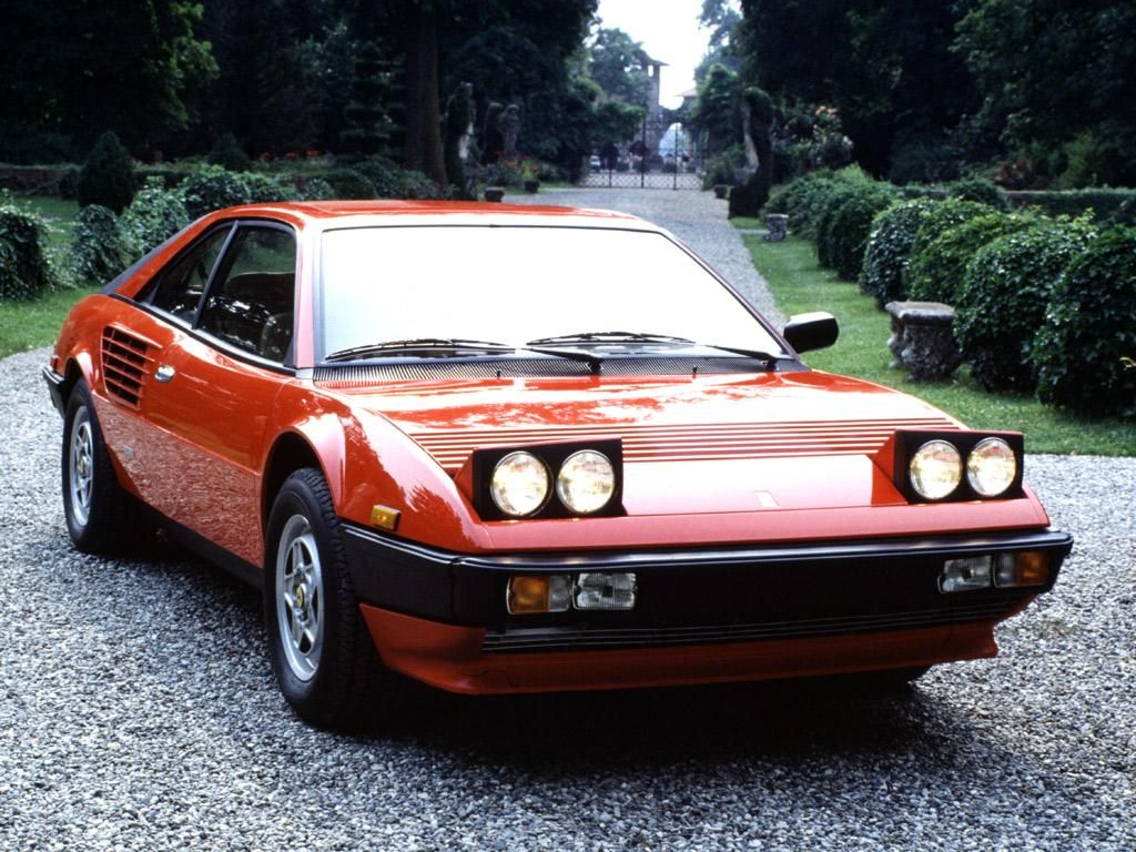 Red 1982 Ferrari Mondial