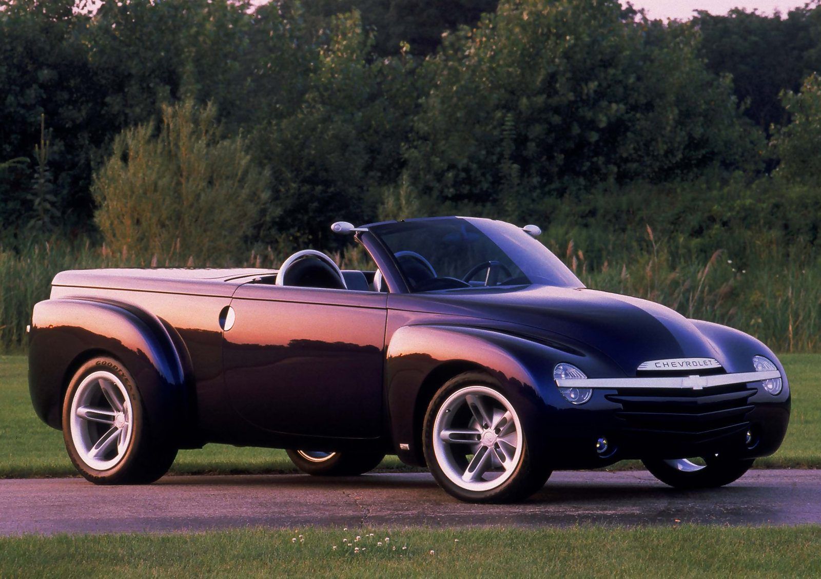 10 Cars You Didn't Realize Come With A V8