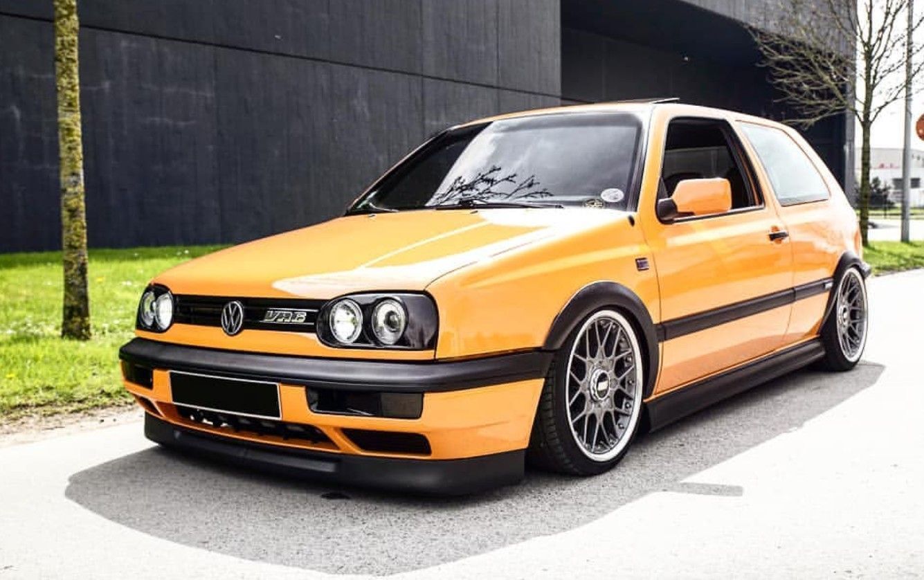A VR6 Golf With A Beautiful Paint Job