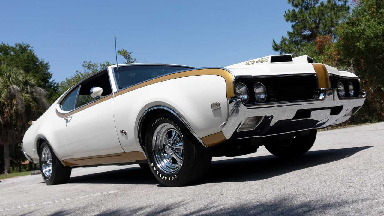 The First Ever 1969 Hurst/Olds 442 Is The Gentleman's Muscle Car