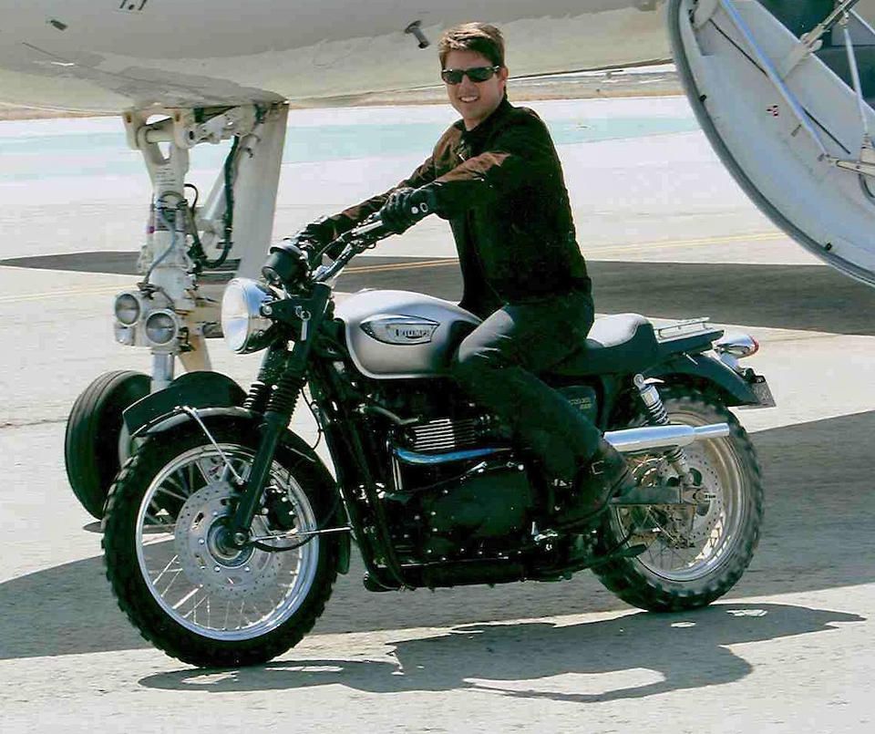 tom cruise triumph motorcycle
