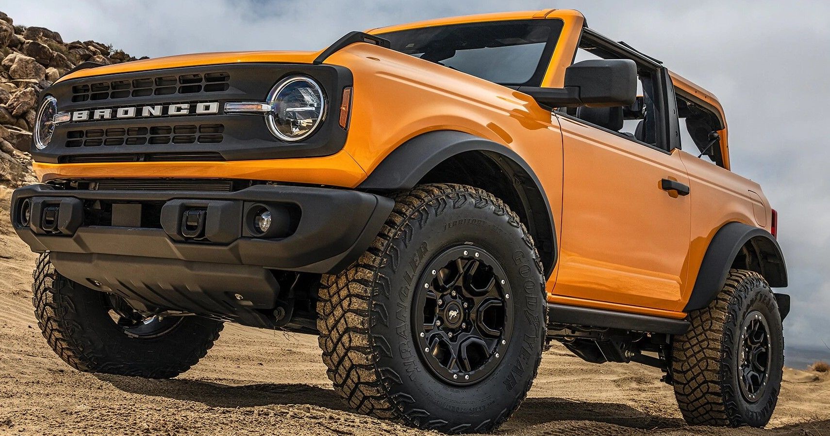 The Bronco Sasquatch offers a midpoint between the base Bronco and range topping Wildtrak