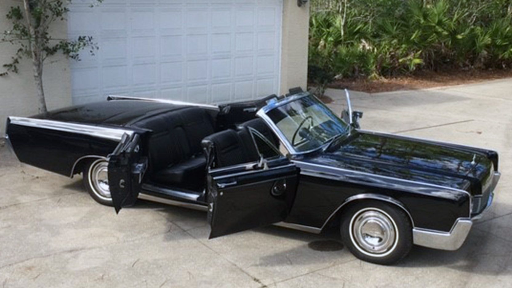 1967 Lincoln Continental | Custom Classics Auto Body and Restoration