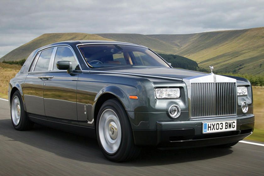 These Old Cars Still Look Modern Today