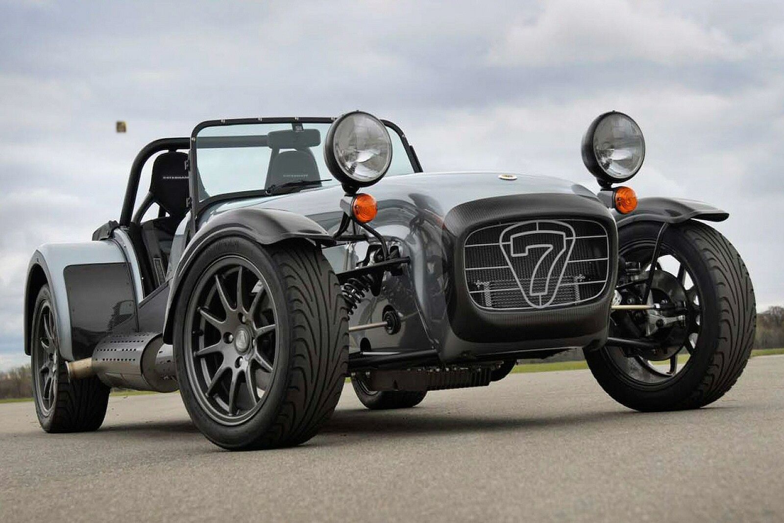 10 Surprisingly Affordable Kit Cars That Will Turn Heads Everywhere You Go