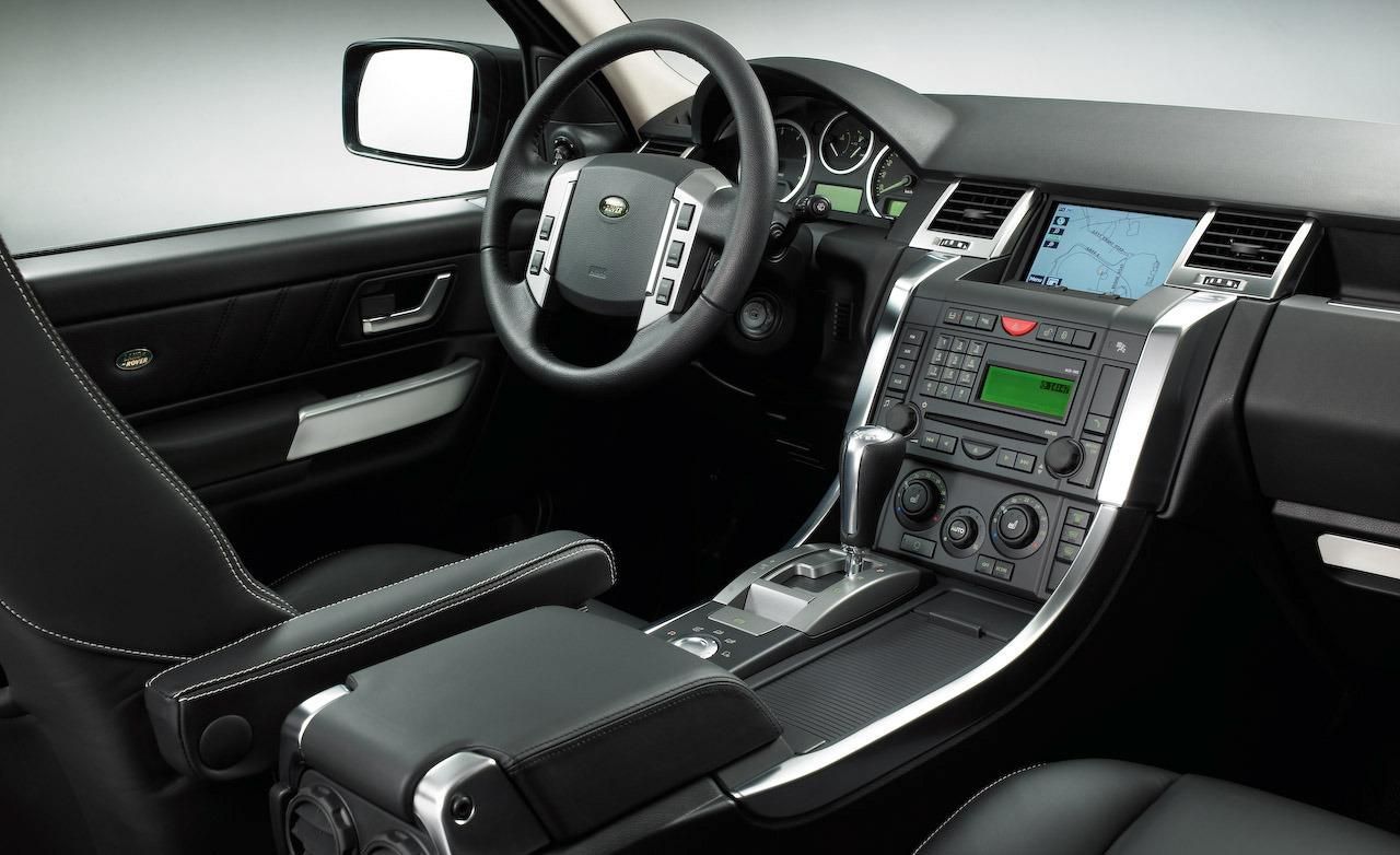 Interior of Range Rover Sport 2008